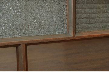 古い木のダイヤと銀モールガラスの入った引き戸2枚セット(窓、ガラス戸)