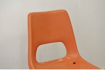 ●中古 Brunswick(ブランズウィック)モダンなシェルチェア(ボウリング・椅子・いす)