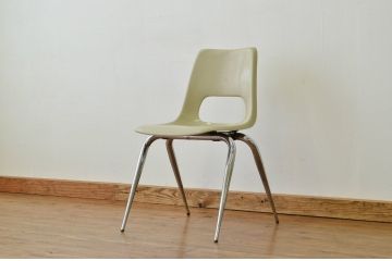 中古 Brunswick(ブランズウィック)モダンなシェルチェア(ボウリング・椅子・いす)