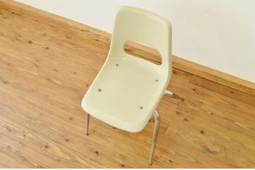 中古 Brunswick(ブランズウィック)モダンなシェルチェア(ボウリング・椅子・いす)