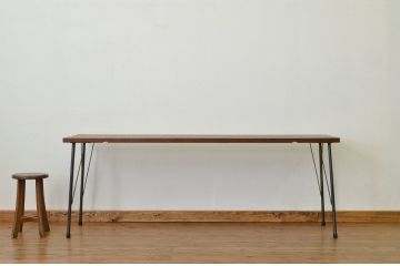 アンティーク家具　☆天板一枚板の鉄脚テーブル?(アイアン・作業台・机)