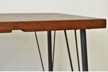 アンティーク家具　☆天板一枚板の鉄脚テーブル?(アイアン・作業台・机)