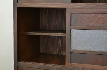 アンティーク家具　アンティーク 古い木の使い込まれたダイヤガラス収納棚(食器棚・茶箪笥)
