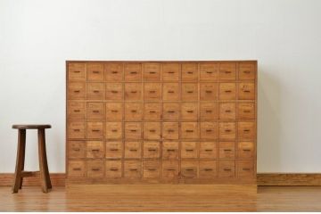 アンティーク家具　特別注文造り 極上のコンディションの総桐薬箪笥(1、桐箪笥、桐たんす)引き出し/百味箪笥