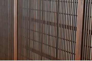 古民具・骨董　古い木の格子戸(裏障子付き)4枚セット
