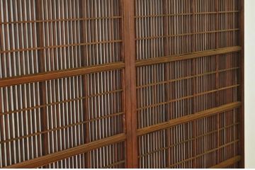 古民具・骨董　古い木の格子戸(裏障子付き)4枚セット