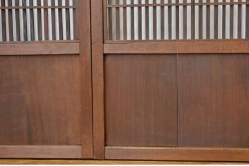 古民具・骨董　古い木の格子戸(裏障子付き)4枚セット