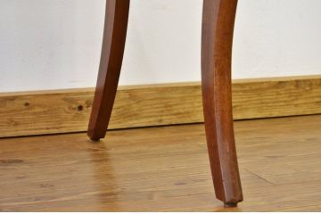 ヴィンテージ家具　イギリスビンテージ(ヴィンテージ)・雰囲気の良いシックなダイニングチェア