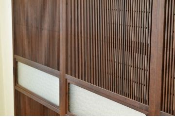 古民具・骨董 腰板欅のダイヤガラス格子戸4枚セット(裏障子付き)