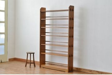 レトロ家具　昭和レトロ　大きな無垢材の本棚