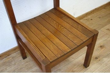 アンティーク家具　古いナラ材の重厚な椅子4