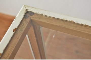 アンティーク家具　人気の縦型ペイントガラスケース(ショーケース)