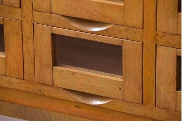 アンティーク家具　アンティーク ガラス入り20杯脚付き引き出し(ドロワー)