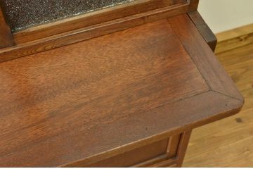 アンティーク家具　☆横幅75センチ　小振りなダイヤガラスの作業台付食器棚