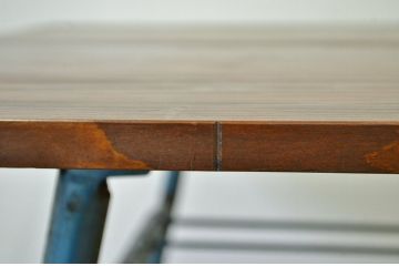 レトロ家具　昭和レトロ　天板無垢材の折り畳み鉄脚テーブル(鉄足、机、在宅ワーク、在宅用テーブル、作業台、デスク)