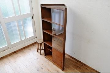 レトロ家具　1960年代 レトロなコーナーキャビネット