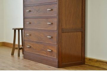 レトロ家具　昭和レトロ　モールガラスと小引き出し付きチェスト(箪笥・たんす)