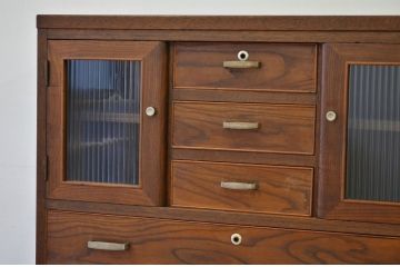 レトロ家具　昭和レトロ　モールガラスと小引き出し付きチェスト(箪笥・たんす)