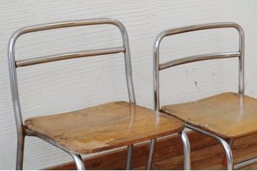 アンティーク家具　古い幼稚園の椅子2脚セット