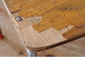 アンティーク家具　古い幼稚園の椅子2脚セット