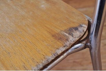 アンティーク家具　古い幼稚園の椅子2脚セット