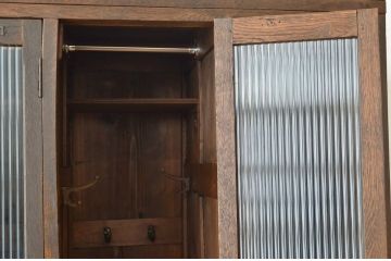 レトロ家具　昭和レトロ 希少 古い木のモールガラスアンティークロッカー?4人用