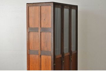 レトロ家具　昭和レトロ 希少 古い木のモールガラスアンティークロッカー?3人用