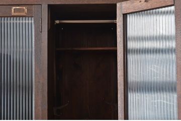 レトロ家具　昭和レトロ 希少 古い木のモールガラスアンティークロッカー?3人用