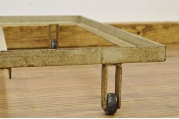 レトロ家具★昭和レトロ 古い病院のアイアンベットフレーム(6)