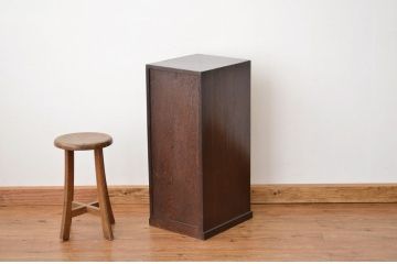 アンティーク家具　アンティーク　重厚で上質なナラ無垢材の縦型6杯引き出し(A4サイズ・ドロワー)