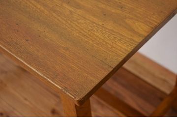 レトロ家具　昭和レトロ 古い栓無垢材のシンプルな平机?(テーブル・作業台)