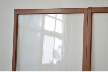 昭和レトロ 古い木の大きなガラス引き戸2枚(ガラス戸・建具)