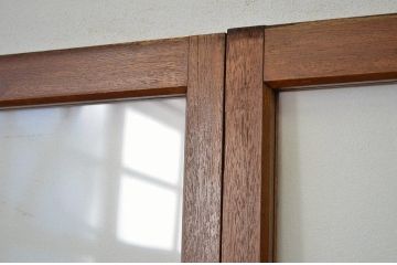 昭和レトロ 古い木の大きなガラス引き戸2枚(ガラス戸・建具)