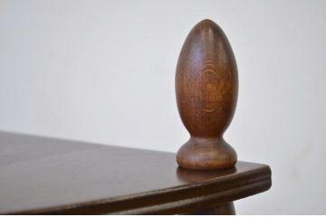 レトロ家具　昭和レトロ シンプルなアンティーク三角コーナー飾り棚