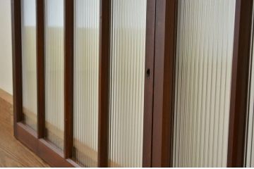 昭和レトロ 古い木のモールガラス引き戸2枚セット(窓・建具・ガラス戸)