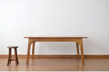 アンティーク家具　アンティーク 無垢材の小引き出し付きテーブル(作業台)