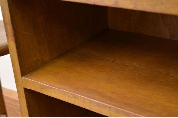 レトロ家具　昭和レトロ　シンプルな飾り棚(下駄箱)