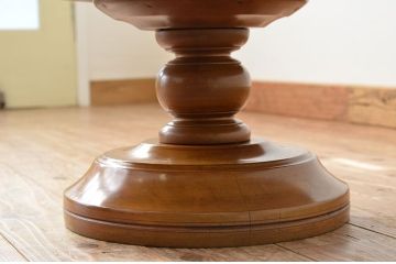 アンティーク家具　小振りな丸型テーブル(ちゃぶ台)