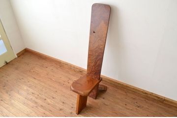 中古　総欅!玉杢重厚な無垢材の椅子(イス)