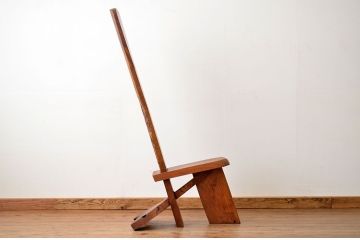 中古　総欅!玉杢重厚な無垢材の椅子(イス)