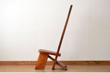 中古　総欅!玉杢重厚な無垢材の椅子(イス)