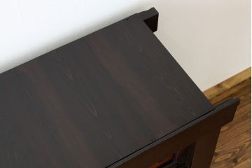 アンティーク家具　古民具・骨董　希少な黒柿の四尺水屋箪笥(サイドボード)
