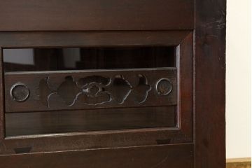 アンティーク家具　古民具・骨董　希少な黒柿の四尺水屋箪笥(サイドボード)
