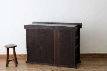 アンティーク家具　古民具・骨董　希少な黒柿の四尺水屋箪笥(サイドボード)