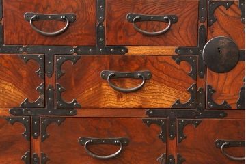 アンティーク家具　古民具・骨董　重厚な三方欅の上手帳場箪笥