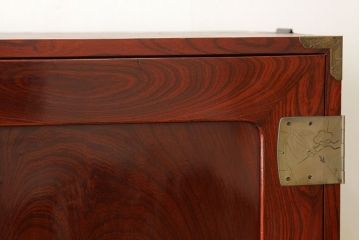 アンティーク家具　アンティーク　漆の綺麗な前欅重ね衣装箪笥(チェスト)