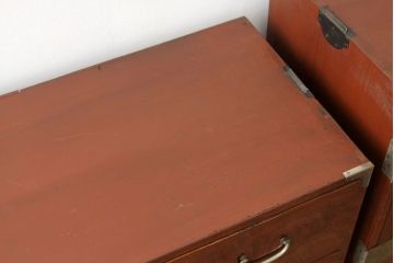 アンティーク家具　アンティーク　漆の綺麗な前欅重ね衣装箪笥(チェスト)