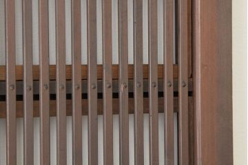 ★古民具・骨董　銀モールガラス入り裏障子付き格子戸2枚セット?(引き戸・建具)