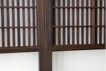 古民具・骨董　古い木のシックな裏障子付き格子4枚セット(引き戸・建具)