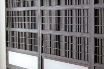 古民具・骨董　古い木の裏障子付き格子4枚セット(引き戸・建具)